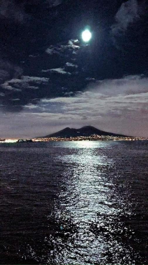 Dimora Di Anesia Napoli Apartment Exterior foto