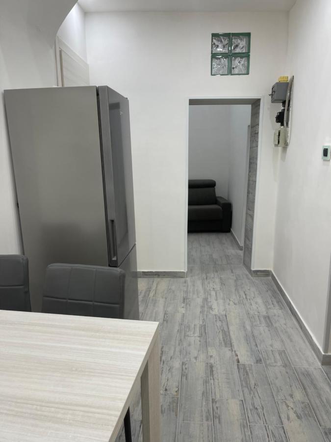 Dimora Di Anesia Napoli Apartment Exterior foto
